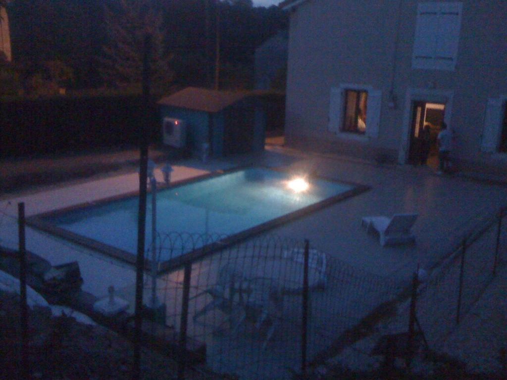 Au Repos De La Blaise Guest House Bagian luar foto