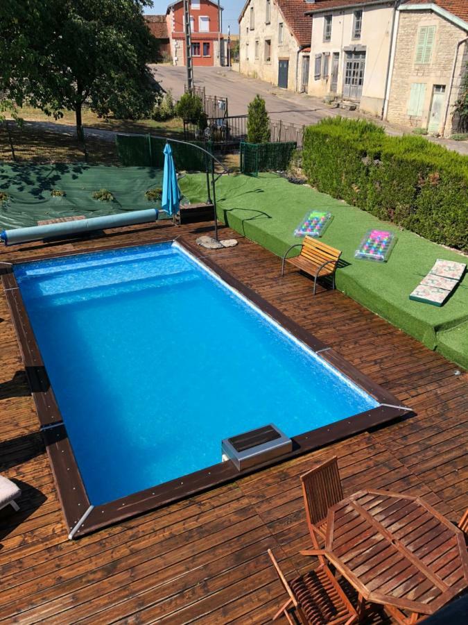 Au Repos De La Blaise Guest House Bagian luar foto